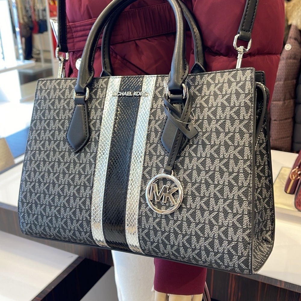 Michael Kors Sheila Medium Signature Logo and Metallic Satchel Crossbody CZ NWT - Picture 15 of 16